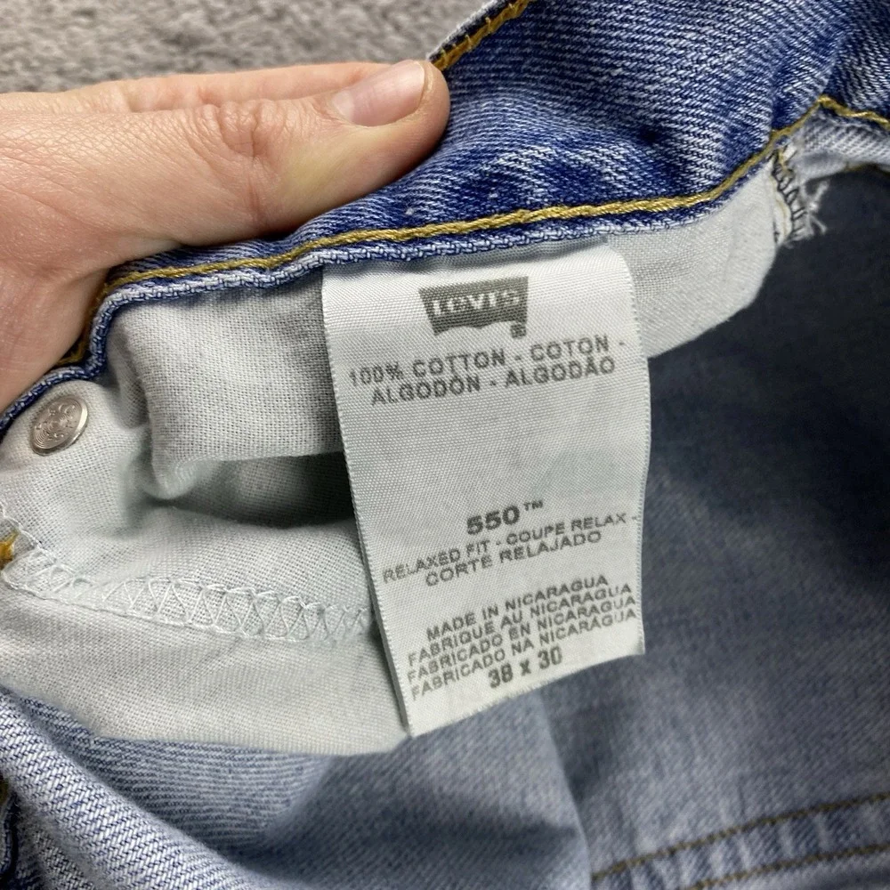 Levis 550 Relaxed Fit Jeans Mens 38x30 Blue Light Wash‎ High Rise